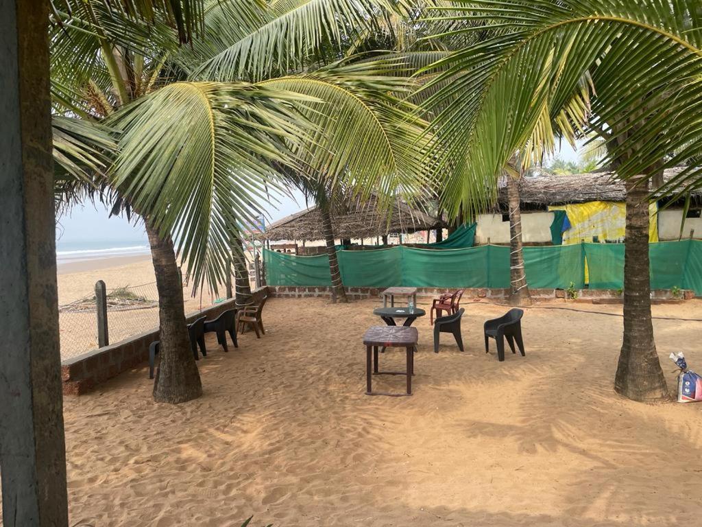 Nisarga Homestay And Beach Resort Gokarna Gokarna  Exterior foto